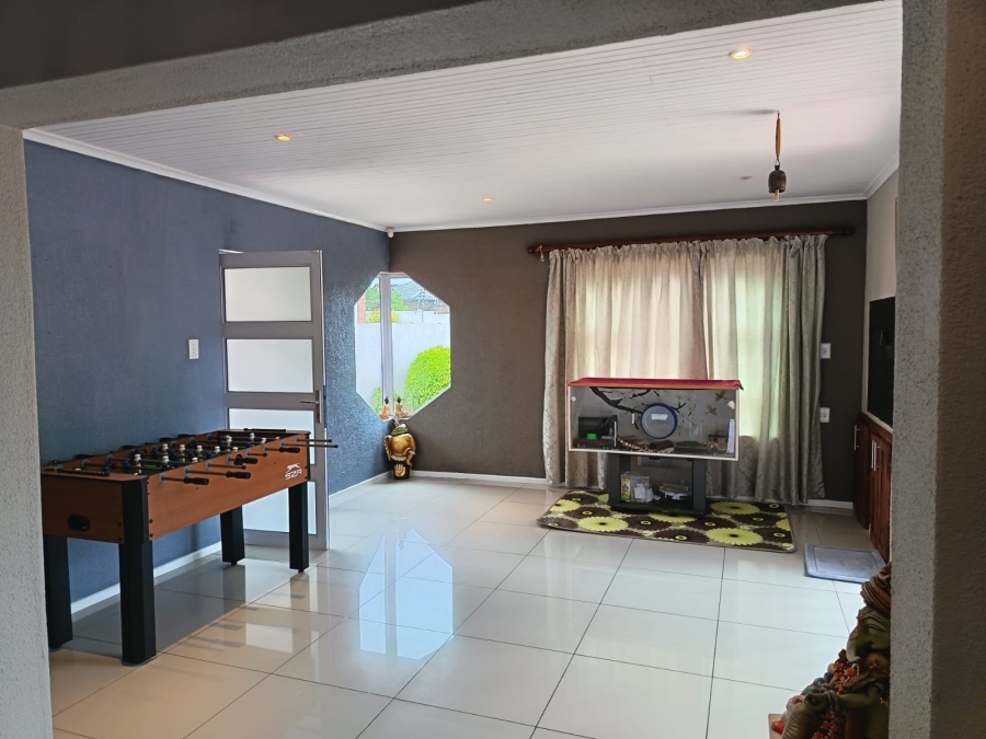 3 Bedroom Property for Sale in Summerstrand Eastern Cape